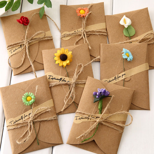 Creative kraft dried flower greeting card